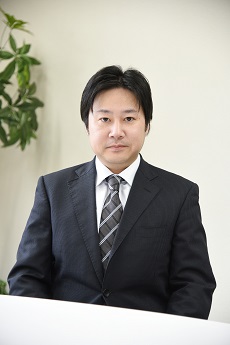 茨城事務所　担当　社会保険労務士　田中 貴志